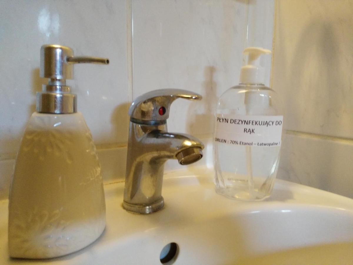 Iwona Hostel - Budget Rooms With Private Bathrooms Сопот Экстерьер фото